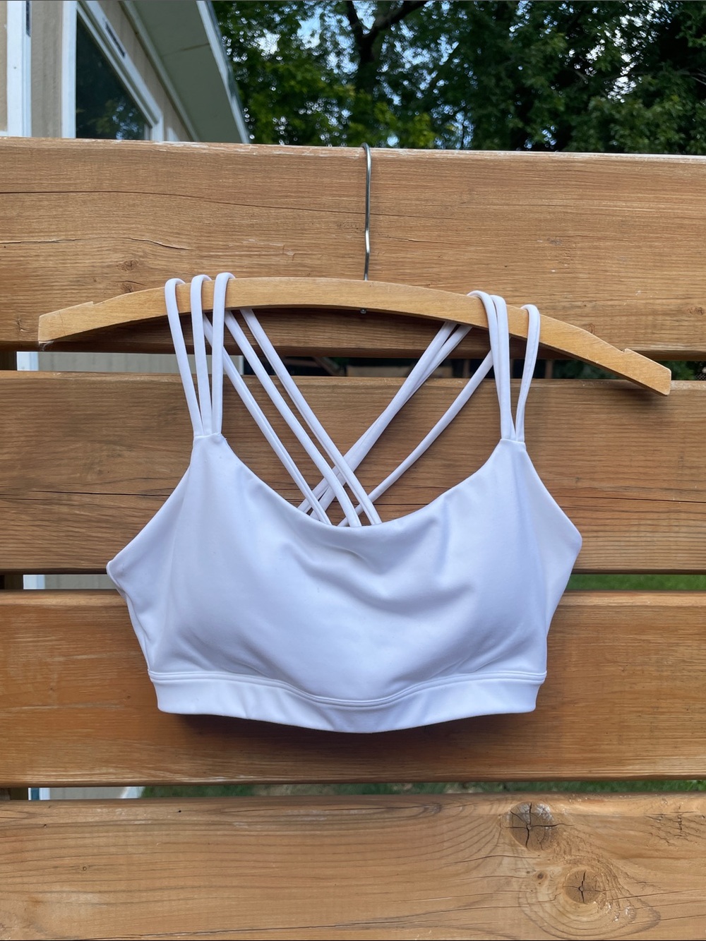 Gap Fit White Strappy Sports Bra size Xs